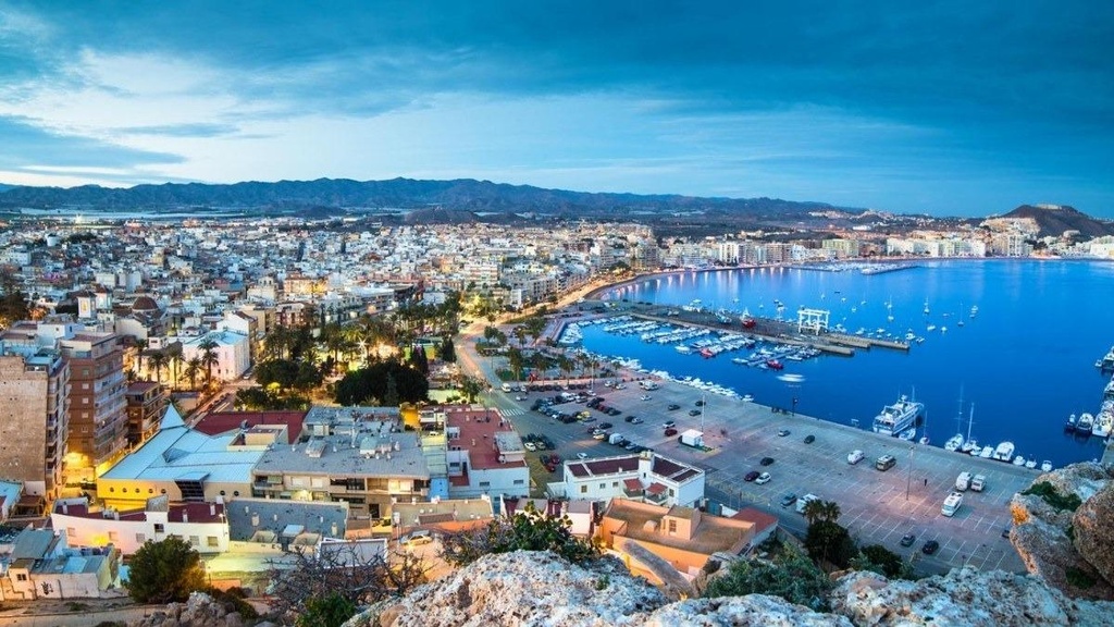 Moderný apartmán v Aguilas – Playa del Hornillo