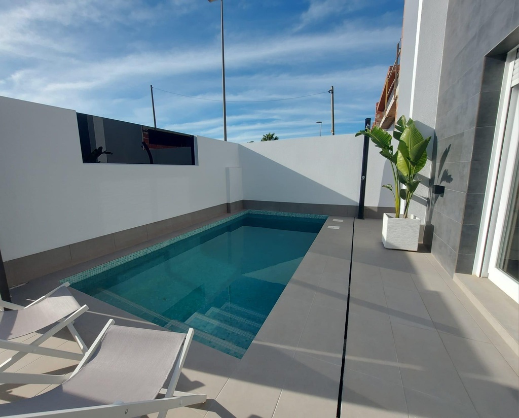 Moderná vila v Torre Pacheco – Roldán