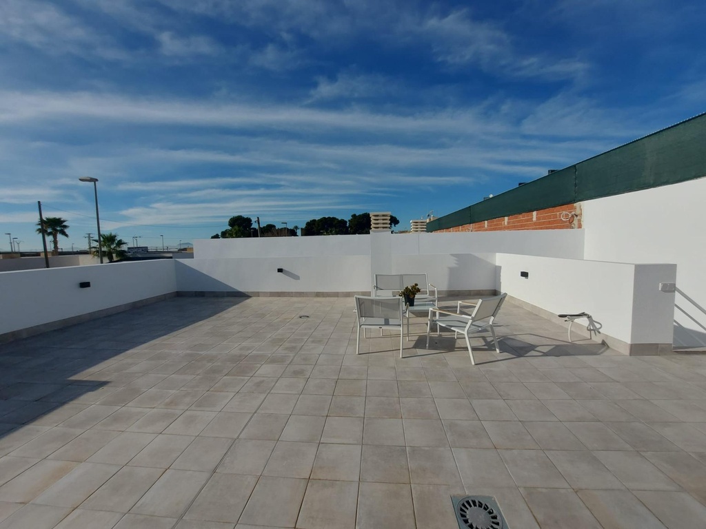 Moderná vila v Torre Pacheco – Roldán