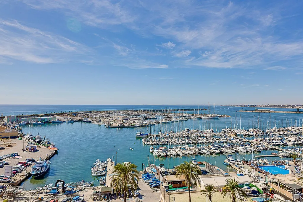 prístav v Torrevieja