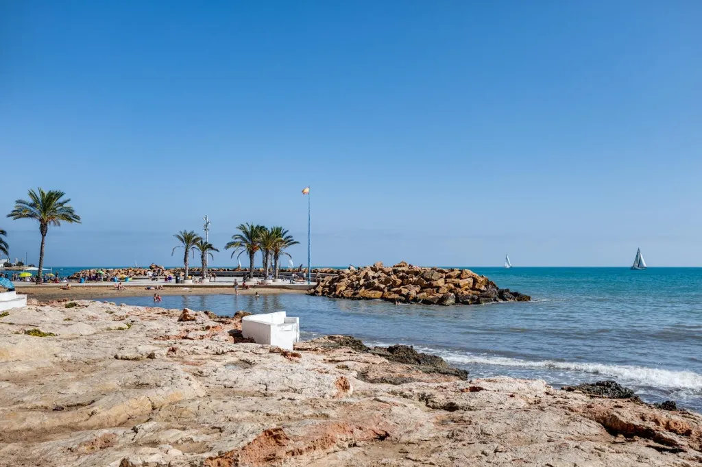 pláž v Torrevieja