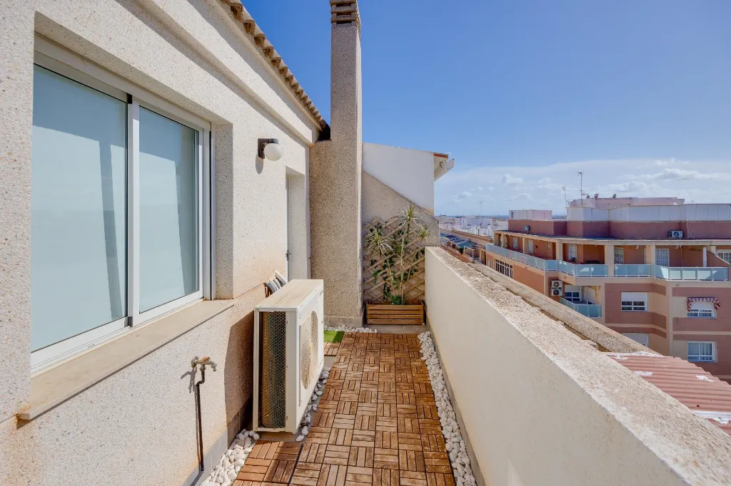 resale-penthouse-torrevieja-centro_21545_xl.webp