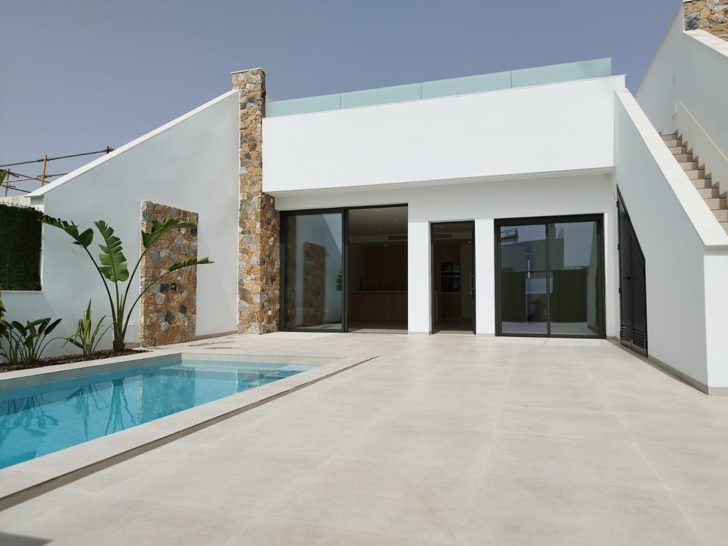 Moderná vila v San Javier – Parque del doce