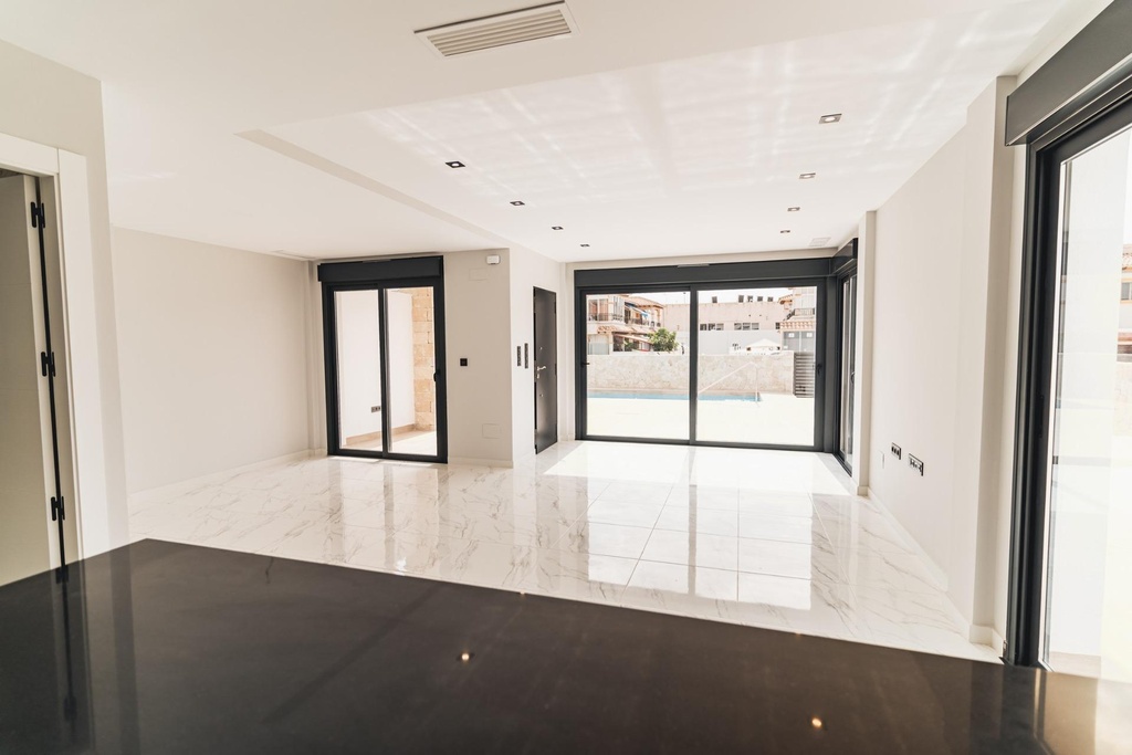 Moderná vila v Orihuela Costa – Punta Prima