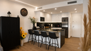 Moderný penthouse s priestranným soláriom a bazénom v Villamartín