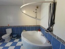 Krásne zrekonštruovaný vidiecky dom so 4/5 izbami, súkromnou bazénom, veľkou záhradou a výhľadmi na vidiek