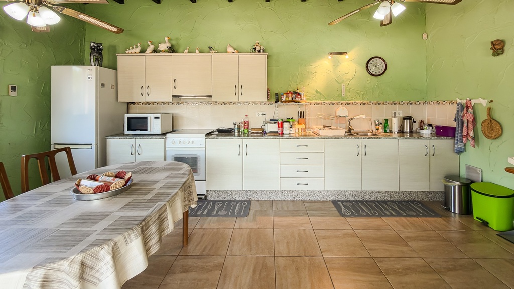 Exkluzívna vidiecka finca v štýle Stredomoria – oáza pokoja a luxusu