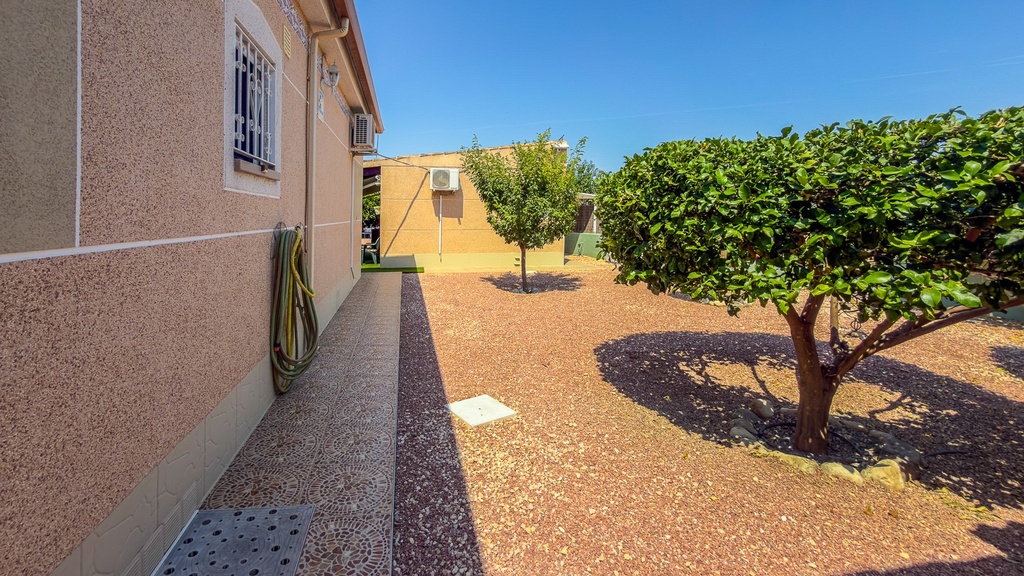 Exkluzívna vidiecka finca v štýle Stredomoria – oáza pokoja a luxusu