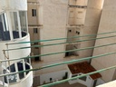 Objavte svoj nový domov v srdci Torrevieja! Tento pôvabný byt, situovaný len 400 metrov od mora 🏖️, ponúka jedinečnú prí