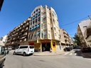 Na predaj 1-izbový byt v oblasti Playa del Cura v Torrevieja, iba 200 metrov od mora. Byt pozostáva z jednej spálne, kúp