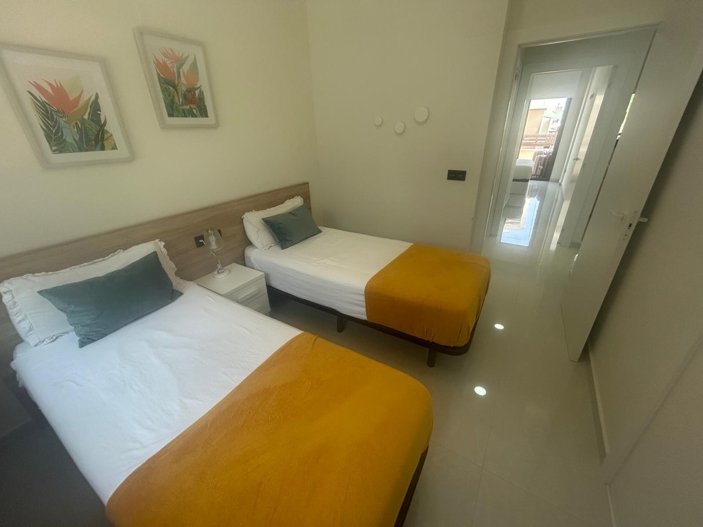 Krásne prízemné bývanie v AMAY Los Balcones, Torrevieja – turistická licencia, súkromné parkovanie a plne zariadené
