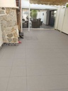 Toto je očarujúca samostatne stojaca vila so 2 spálňami a vlastným bazénom v Lomas de Don Juan, Cabo Roig. Nachádza sa v