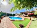 Mediterránska vila pre tých, ktorí hľadajú niečo, čo sa už dnes ťažko nachádza. V Daya Vieja, obklopení rozsiahlymi lánm