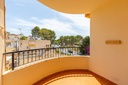 Nachádza sa v žiadanej časti Residencial Ibiza a tento zariadený byt s rozlohou 55 m² ponúka veľmi účelné dispozičné rie