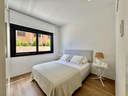 štýlová vila s čiastočným výhľadom na more. táto nádherná vila sa nachádza na pozemku 350 m² a ponúka približne 250 m² z