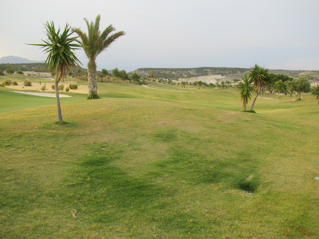 Moderný bungalow v Vistabella Golf Entre Naranjos – Inland
