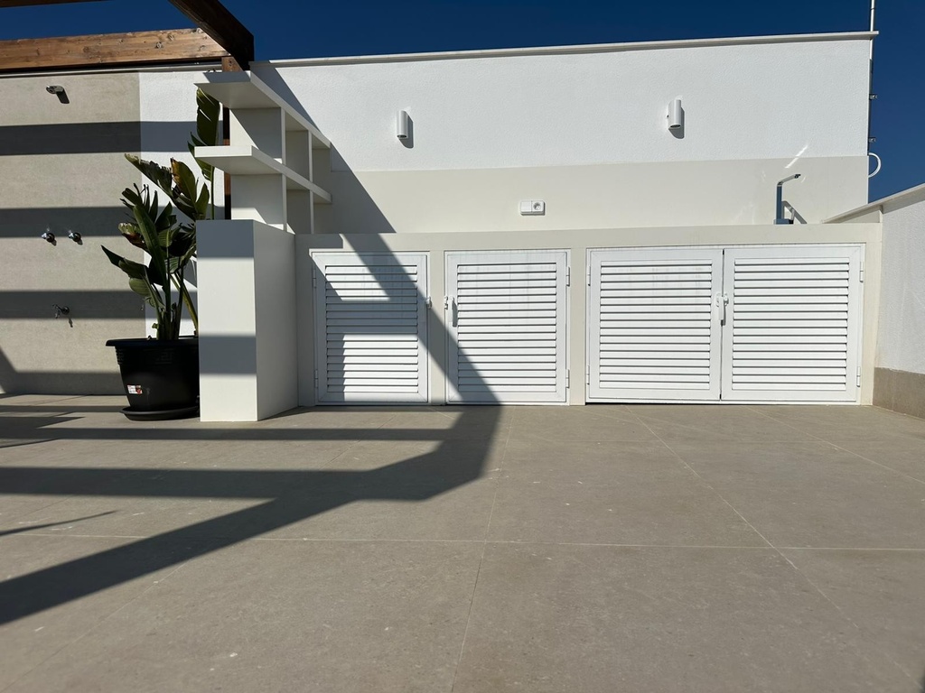 Úplne zrekonštruovaný skový domček v roku 2026 s atmosférou Ibiza, 500 metrov od Mar Menor – Santiago de la Ribera