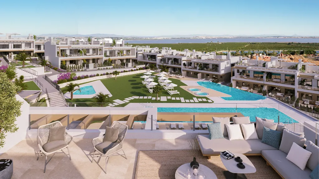 Coronella living výhľad z terasy na bazény