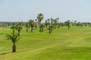 Objavte tento ohromný, prakticky nový prízemný byt postavený v roku 2020, situovaný v Capri 5 na mieste Vistabella Golf.