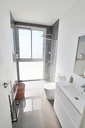 Objavte tento ohromujúci penthouse v exkluzívnej oblasti Guardamar Playa, len 20 metrov od mora. So súpisnou podlahovou
