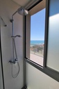 Objavte tento ohromujúci penthouse v exkluzívnej oblasti Guardamar Playa, len 20 metrov od mora. So súpisnou podlahovou