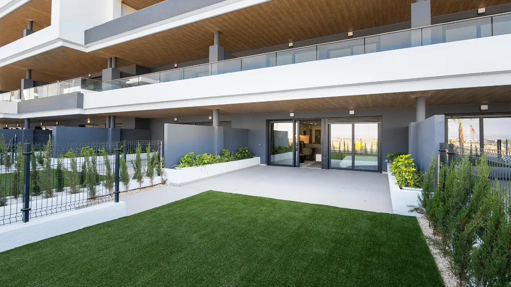 prízemný apartmán so záhradou