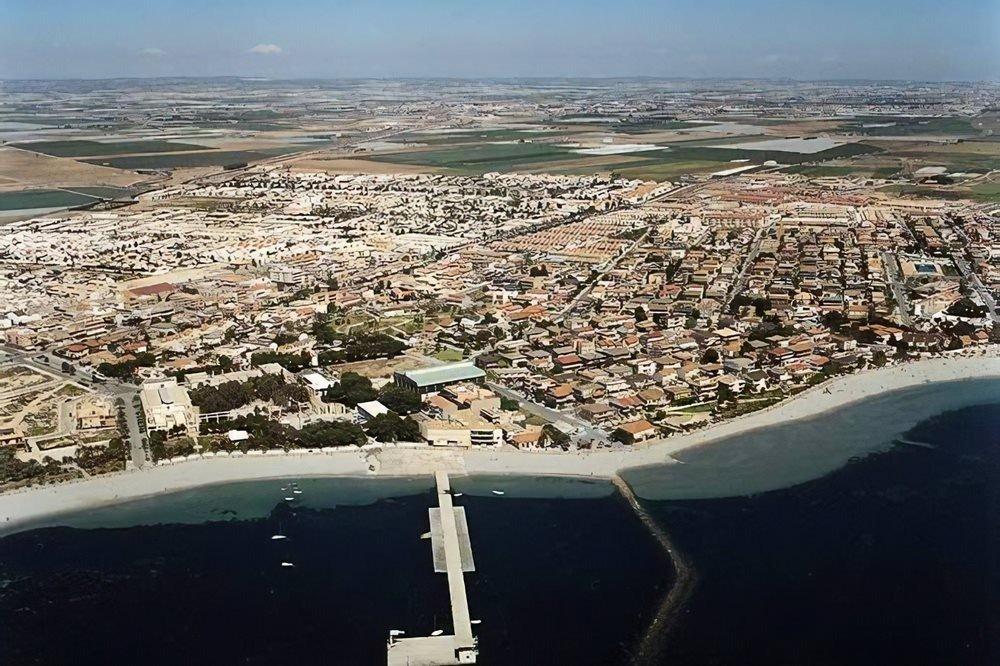 Moderná vila v Los Alcazares – Serena Golf