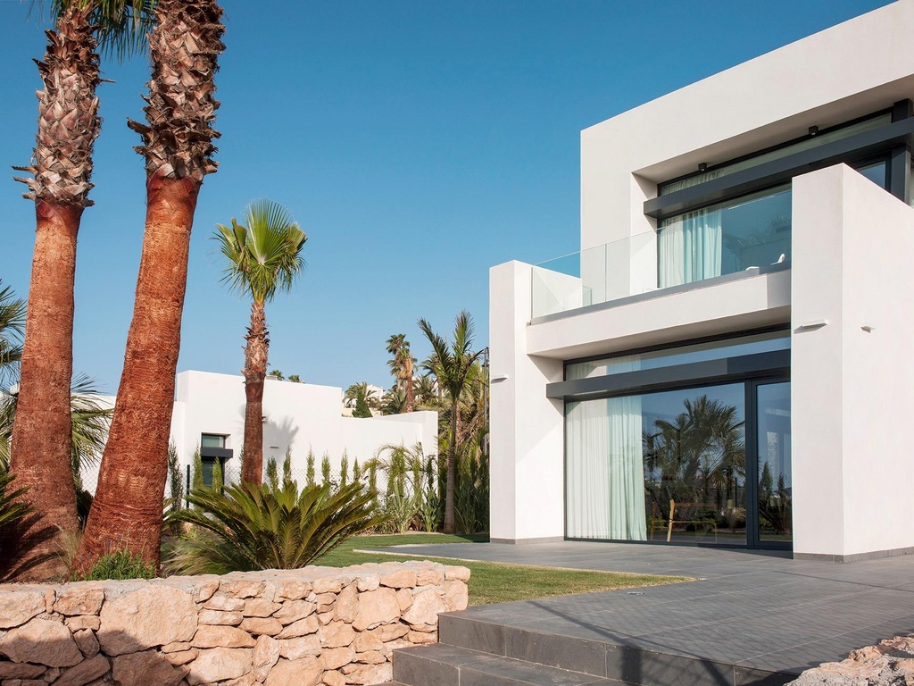 [redsp:1363-87-10-115] LA MANGA CLUB – Luxury 4-bedroom villa from 840 000 € | Pool, Terrace, Parking