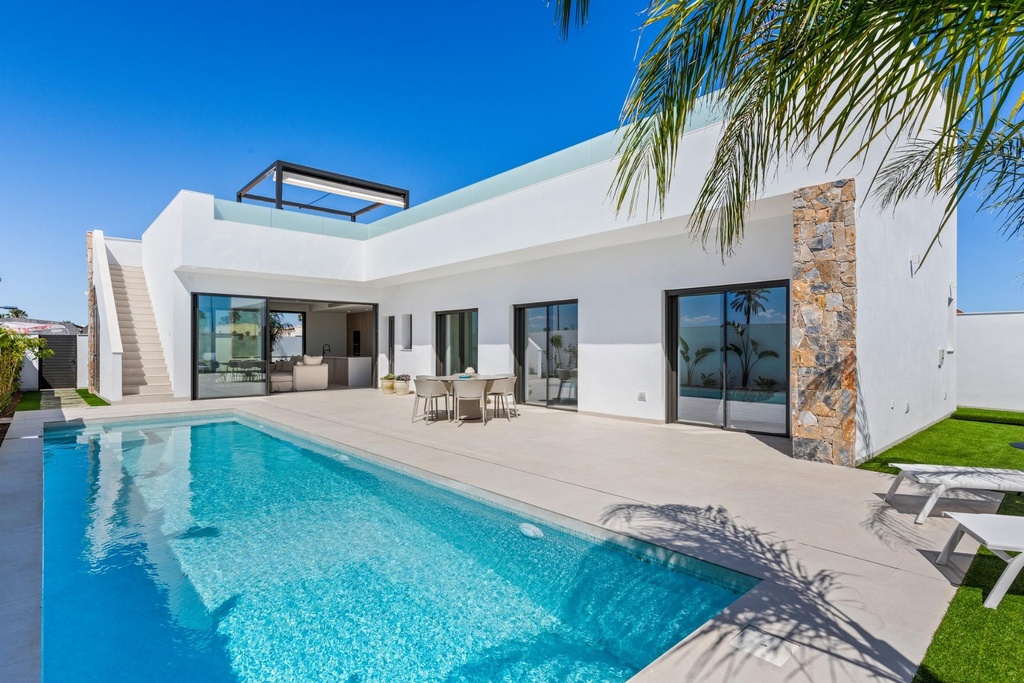[redsp:739-115-10-115] SAN JAVIER – Modern 3-bedroom villa from 739 900 € | Pool, Terrace, Parking