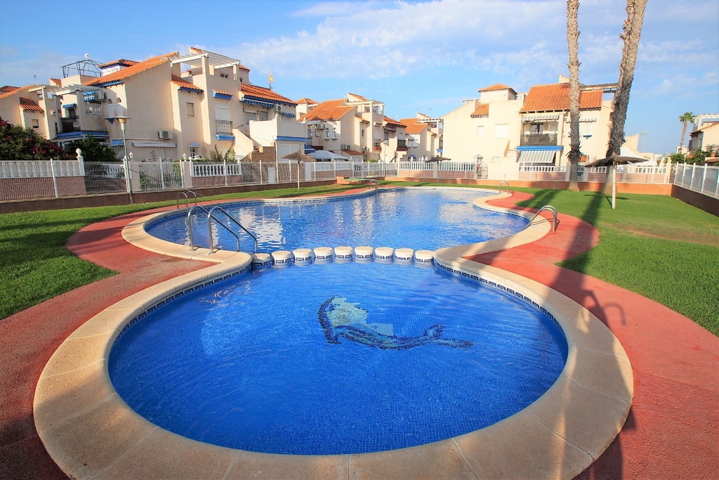 [second:6-315-11-609] ORIHUELA COSTA – 2-spálňový bungalow od 155 000 € | Bazén, Terasa, Costa Blanca