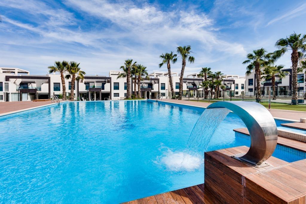 [second:3-508-11-1036] LA ZENIA – 2-spálňový apartmán od 267 500 € | Bazén, Terasa, Parkovanie