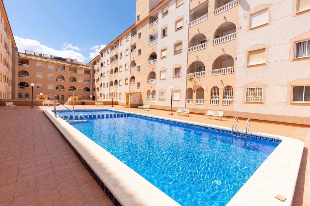 TORREVIEJA – 1-spálňový apartmán od 149 000 € | Bazén, Parkovanie, Costa Blanca