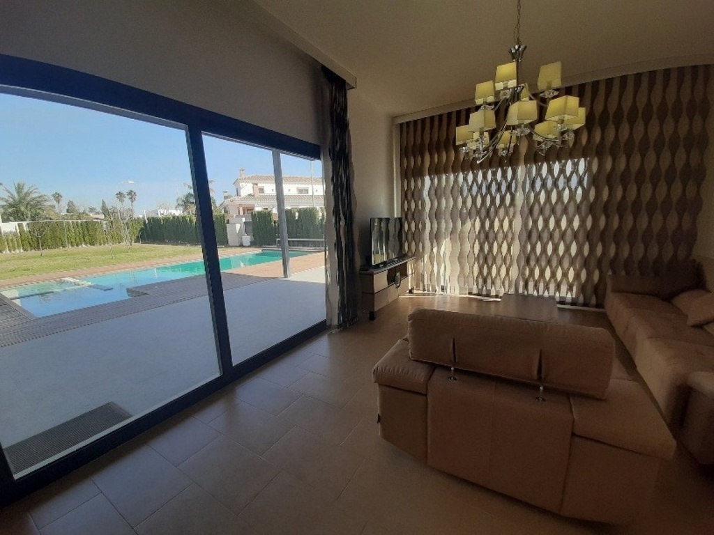 [second:29-239-11-590] SAN JAVIER – Luxury 4-bedroom villa by the sea from 1 990 000 € | 1 km from the beach, Pool, Terrace