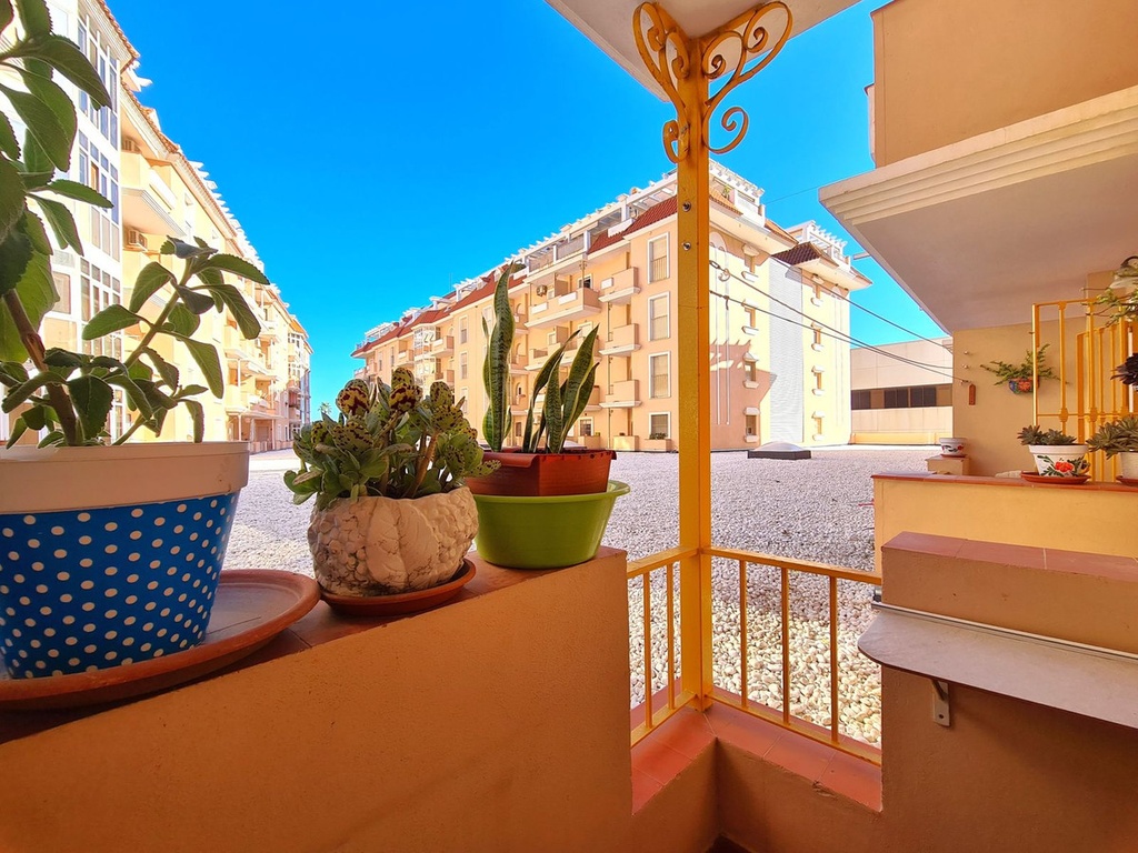 [second:451-372-11-745] SAN LUIS DE SABINILLAS – 3-spálňový apartmán od 265 000 € | Bazén, Terasa, Parkovanie