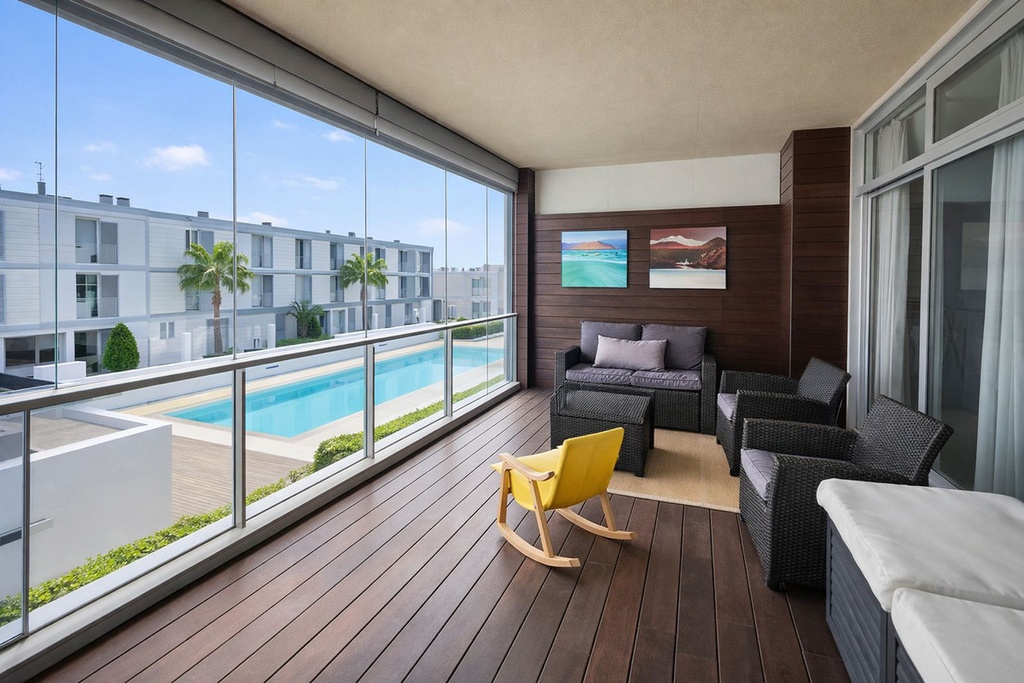 PUNTA CHULLERA – 3-spálňový apartmán od 345 000 € | Bazén, Terasa, Parkovanie