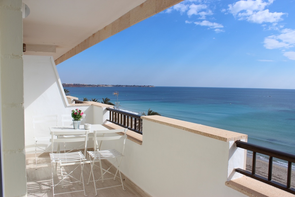 [second:246-474-11-956] MIL PALMERAS – 3-spálňový apartmán od 450 000 € | Terasa, Parkovanie, Costa Blanca