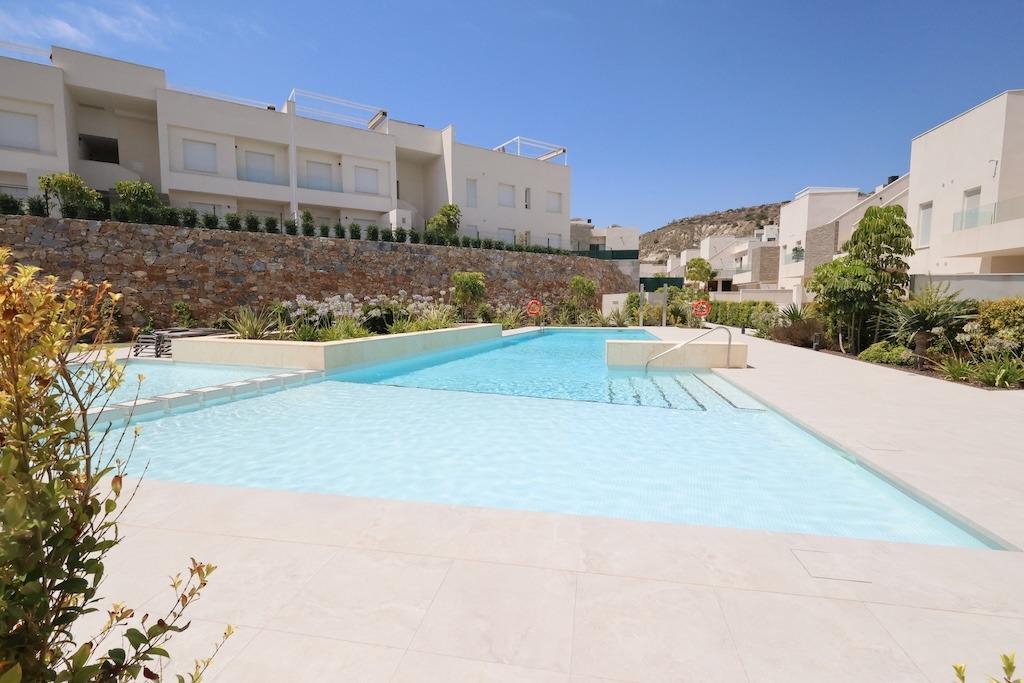 [second:372-401-11-798] ALGORFA – 3-bedroom penthouse from 325 000 € | Pool, Terrace, Parking