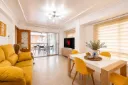 SANTA POLA - 4-izbový apartmán na predaj v Santiago Bernabeu – 90 m² s priestrannou terasou a s výhľadom na more