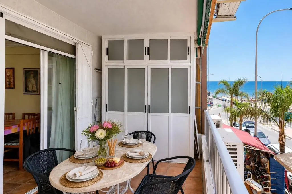 SANTA POLA – Útulný 3-izbový apartmán na predaj v obľúbenej lokalite Gran Playa