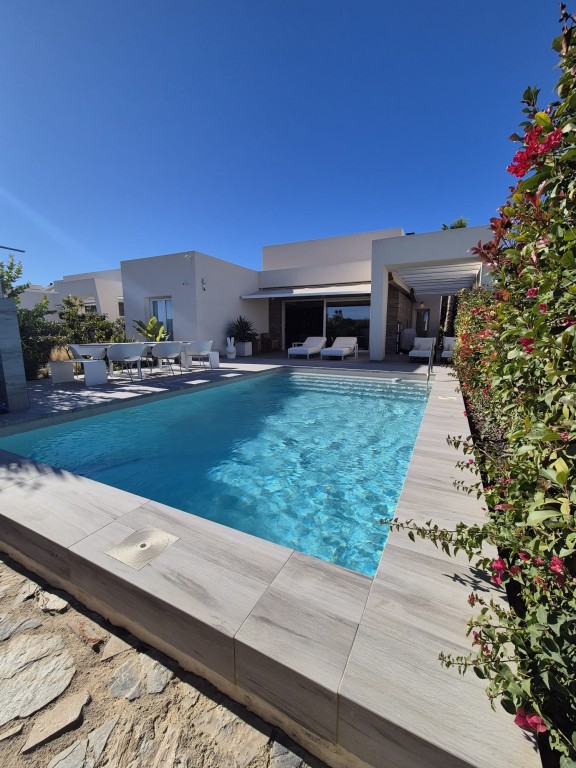[second:34-424-11-845] LA FINCA GOLF RESORT – 2-spálňová vila od 540 000 € | Bazén, Terasa, Golf