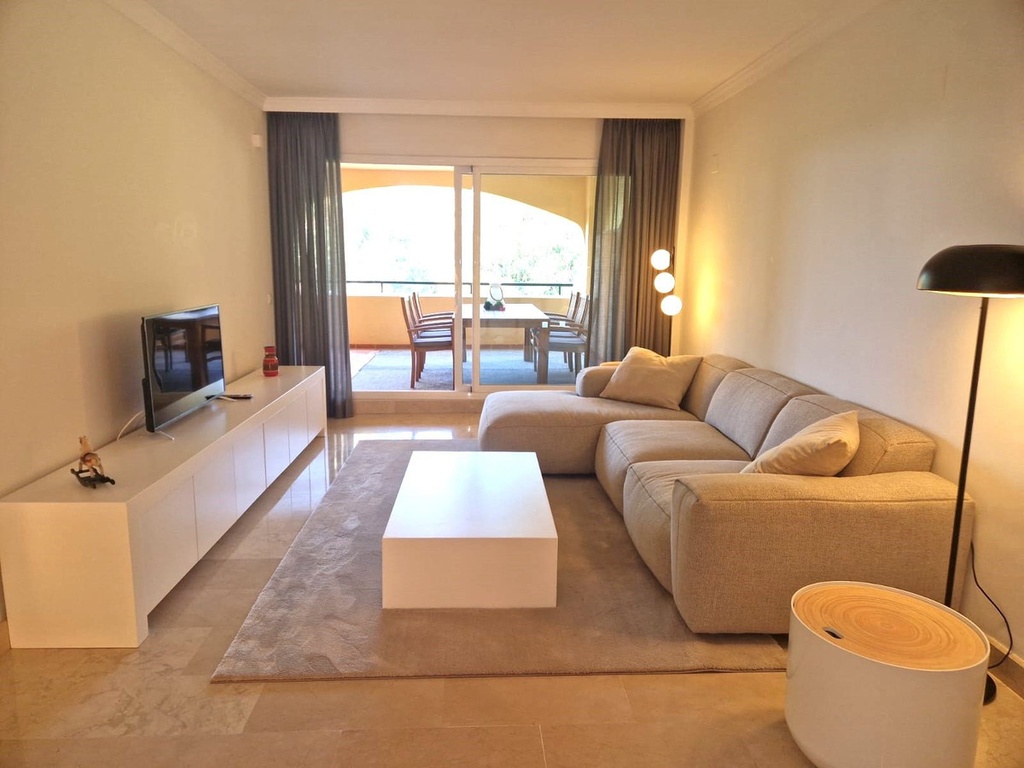 [second:106-478-11-614] ELVIRIA – 2-bedroom apartment from 375 000 € | Terrace, Parking, Golf
