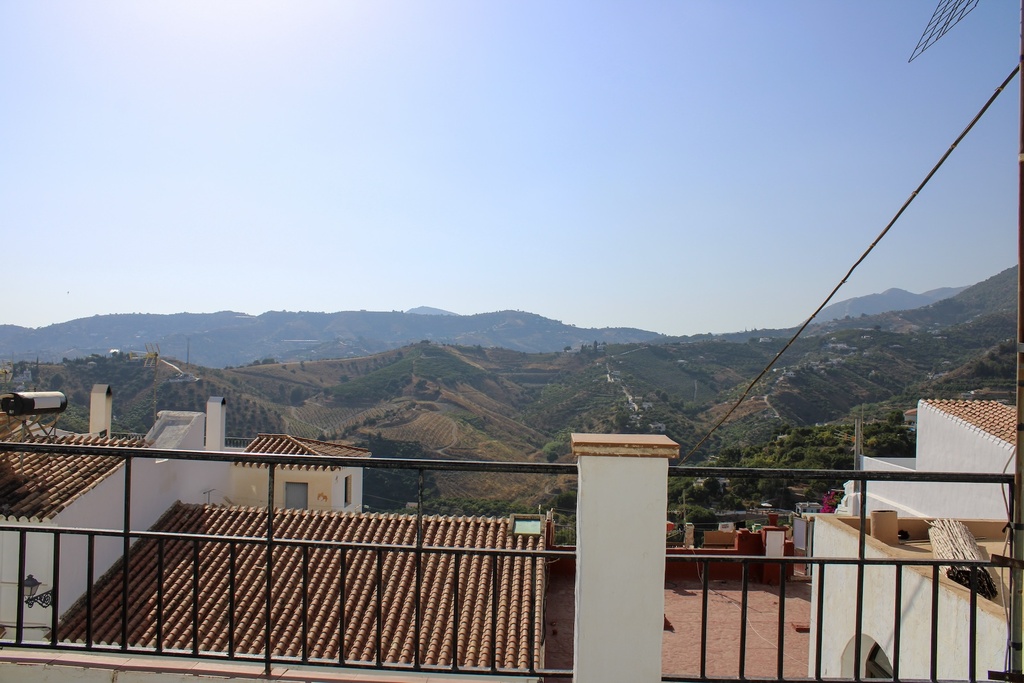 [second:90-474-11-956] FRIGILIANA – 1-spálňový mestský dom od 259 000 € | Terasa, Záhrada, Golf