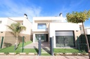 LOS ALCAZARES – 3-spálňová vila od 439 000 € | Bazén, Terasa, Parkovanie