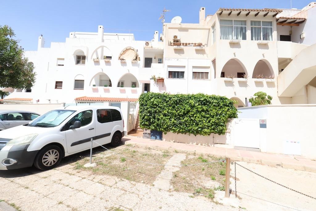 ORIHUELA COSTA – 2-spálňový bungalow od 179 000 € | Terasa, Parkovanie, Costa Blanca