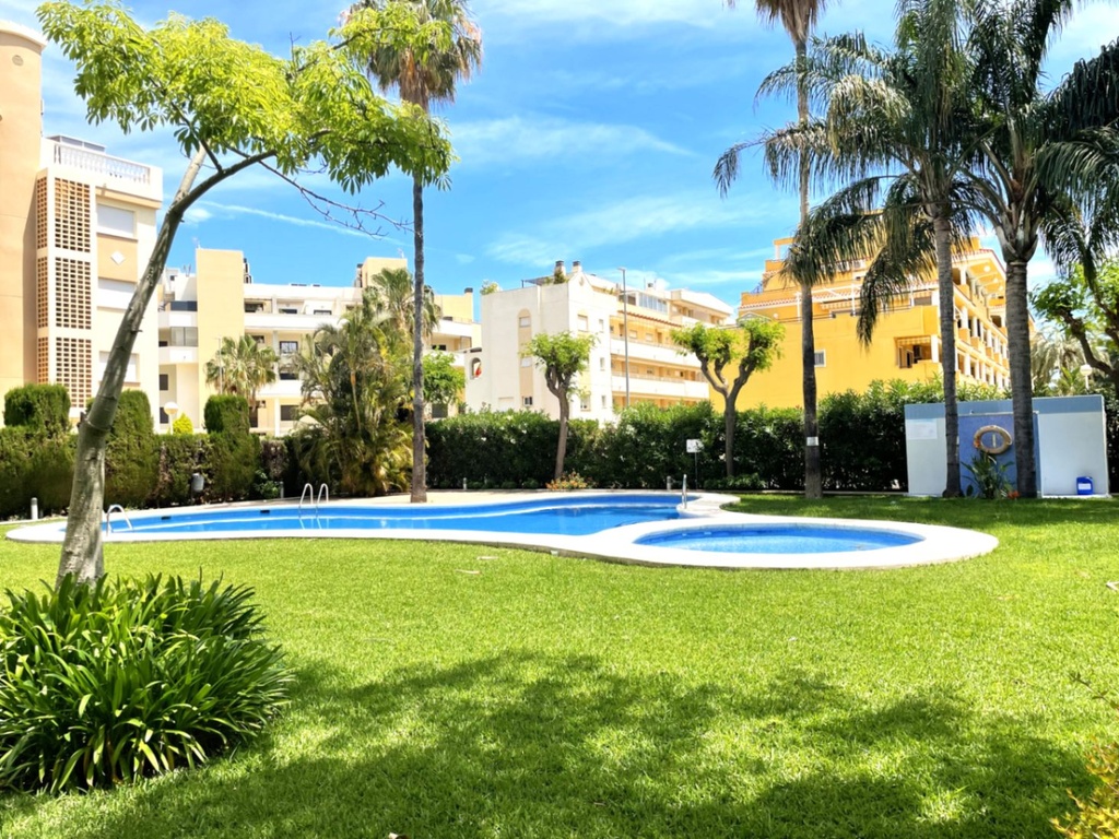 [second:11-524-11-1158] DENIA – 3-spálňový penthouse od 685 000 € | Terasa, Parkovanie, Záhrada