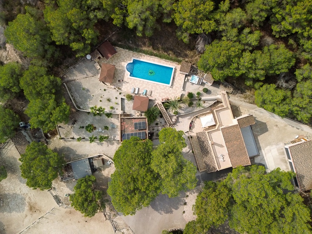 TORREMENDO – Luxusný 4-spálňový dom od 544 990 € | Bazén, Terasa, Záhrada