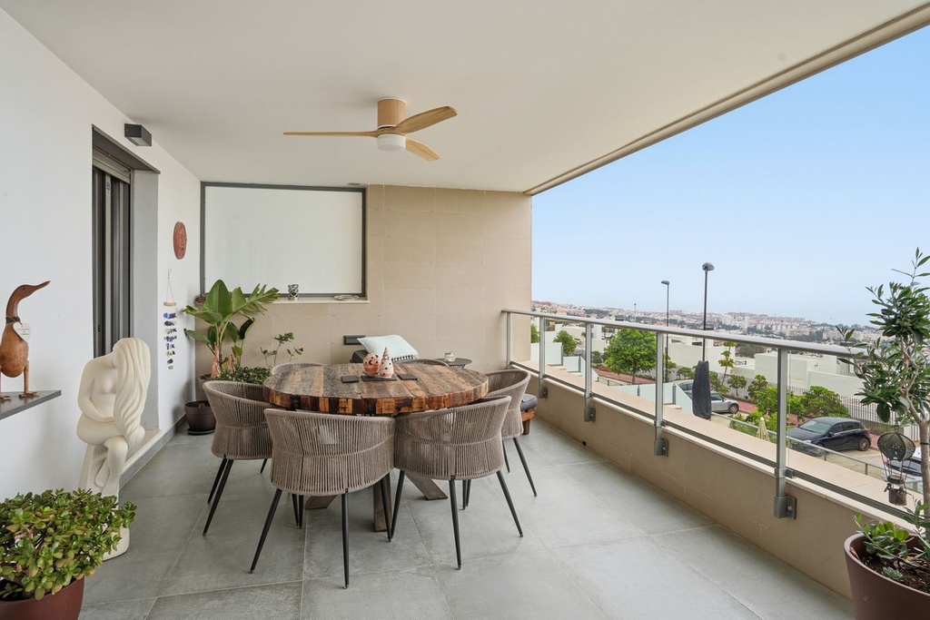 BENALMADENA – 2-spálňový apartmán od 549 995 € | Bazén, Terasa, Parkovanie