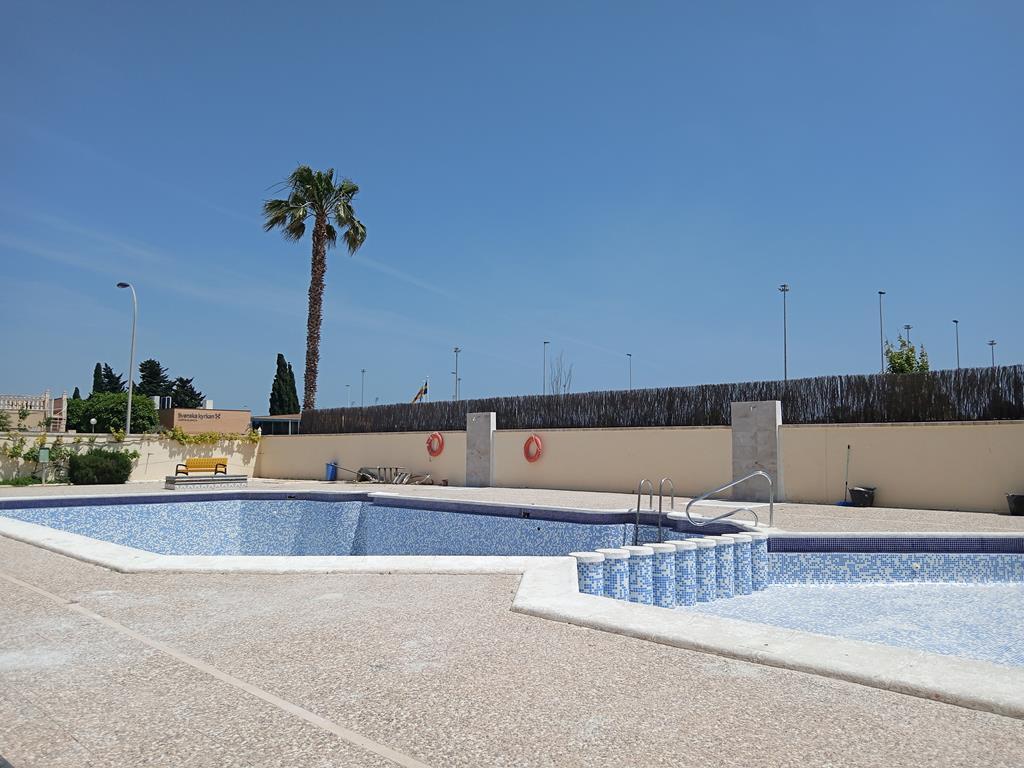 TORREVIEJA – 3-spálňový Duplex od 170 000 € | Bazén, Terasa, Carrefour