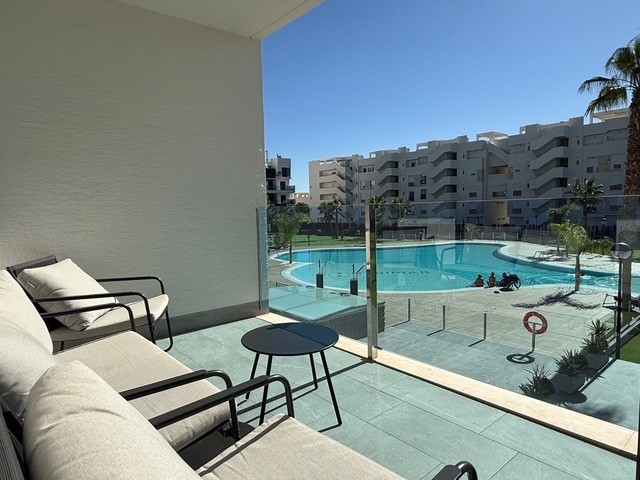 GUARDAMAR DEL SEGURA – apartmán od 255 000 € | Bazén, Terasa, Parkovanie