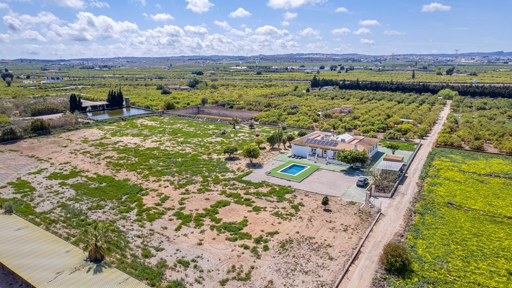 [second:169-350-11-722] LOS MONTESINOS – Luxury 6-bedroom villa from 779 000 € | Terrace, Garden, Costa Blanca